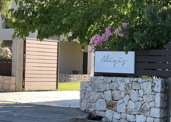 Aligis Lejlighedshotel 4*